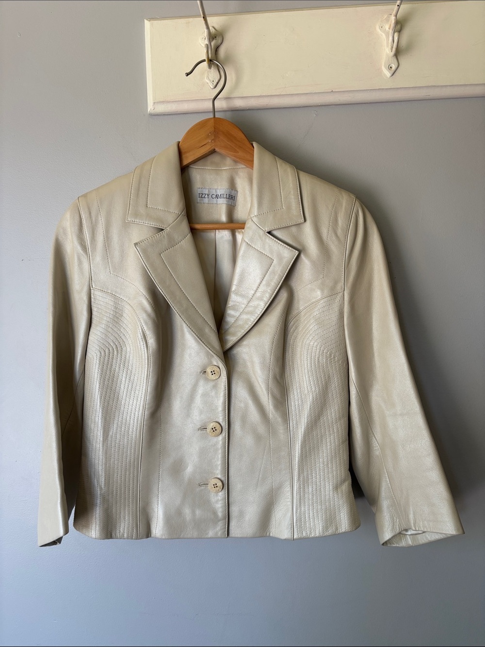Izzy Camilleri Vintage Cream Leather Blazer Jacket Women's